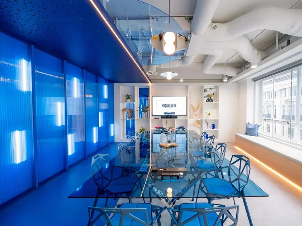 Shared Meeting room in serviced office space in Oxford street